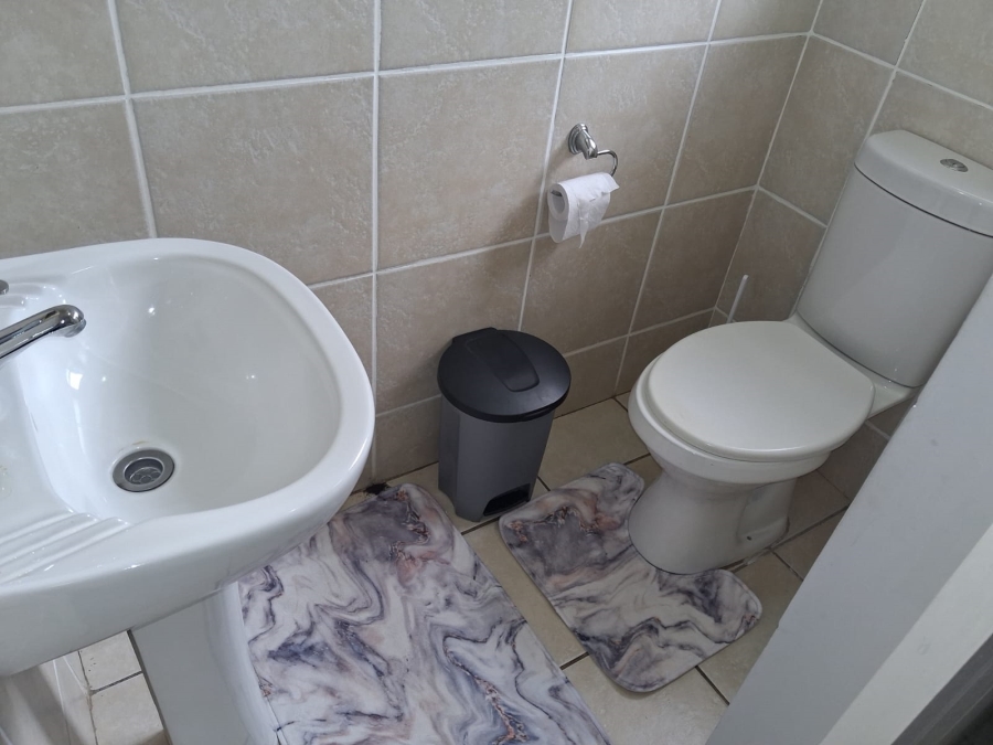 To Let 1 Bedroom Property for Rent in Gonubie North Eastern Cape